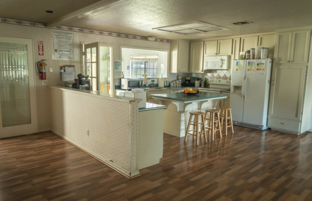 Board and Care in Elk Grove California 95624 at easeplacement.com - Ease Placement